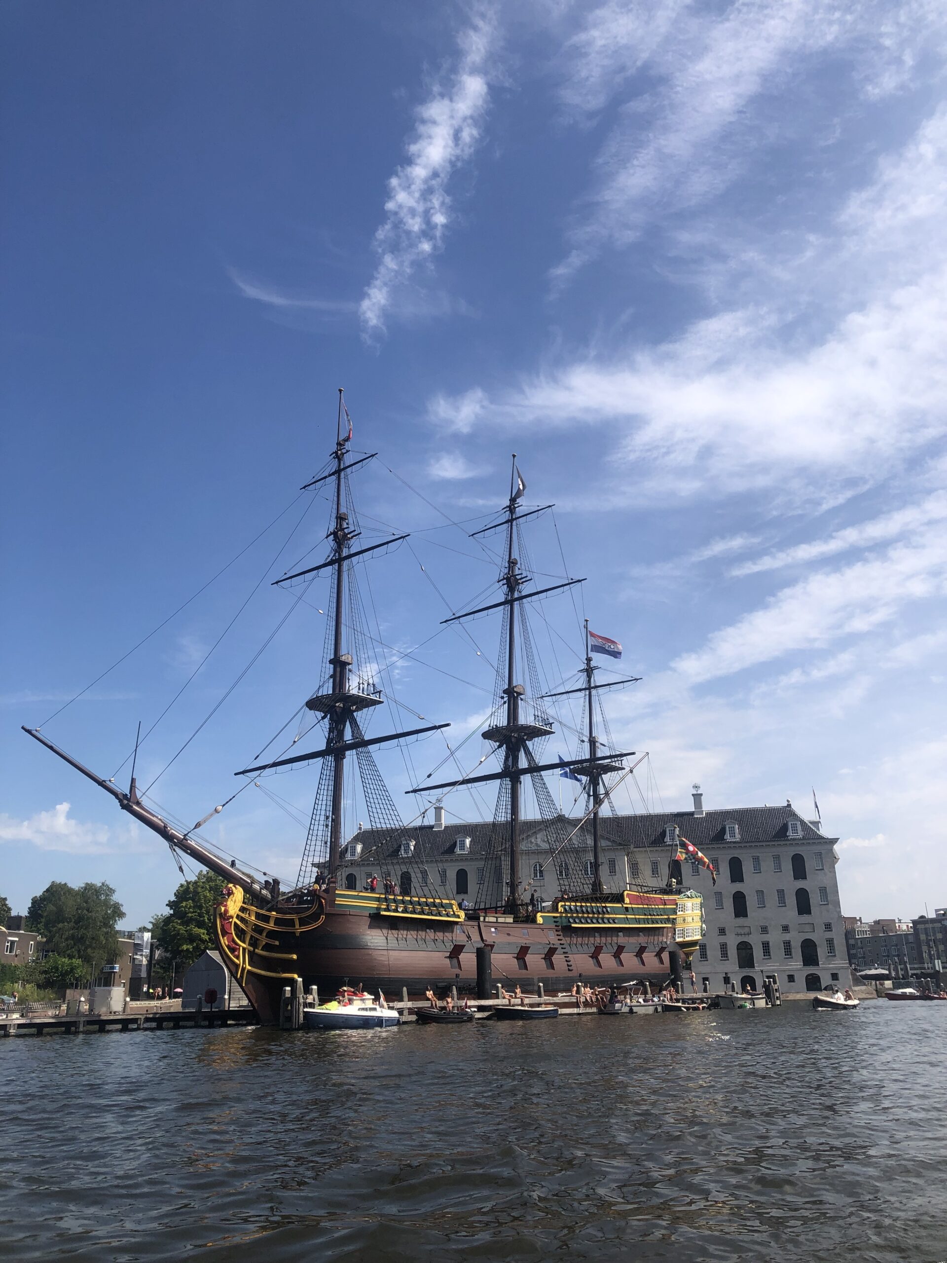 Купить билеты в морской музей Амстердама для взрослых и детей