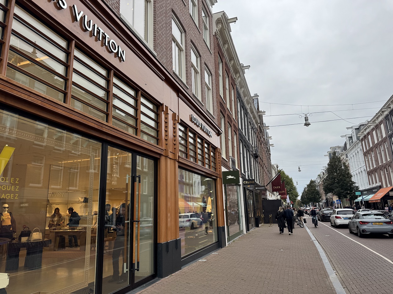 PC Hooftstraat, бутик Louis Vuitton в Амстердаме