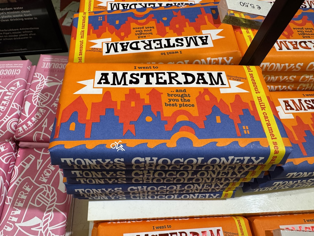 Что вкусного и интересного привезти из Амстердама