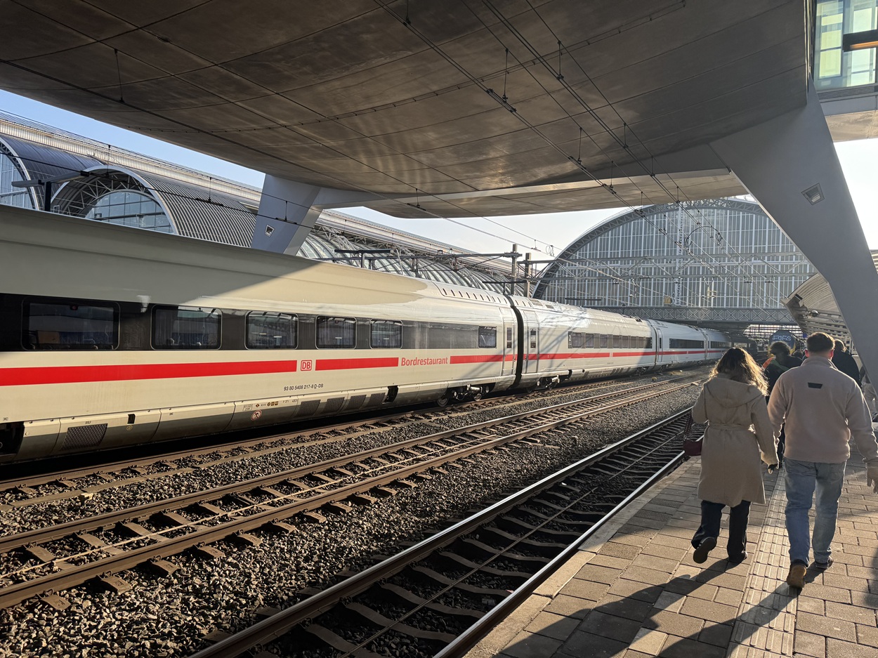 Поезд из Амстердама в Берлин в 2026 году