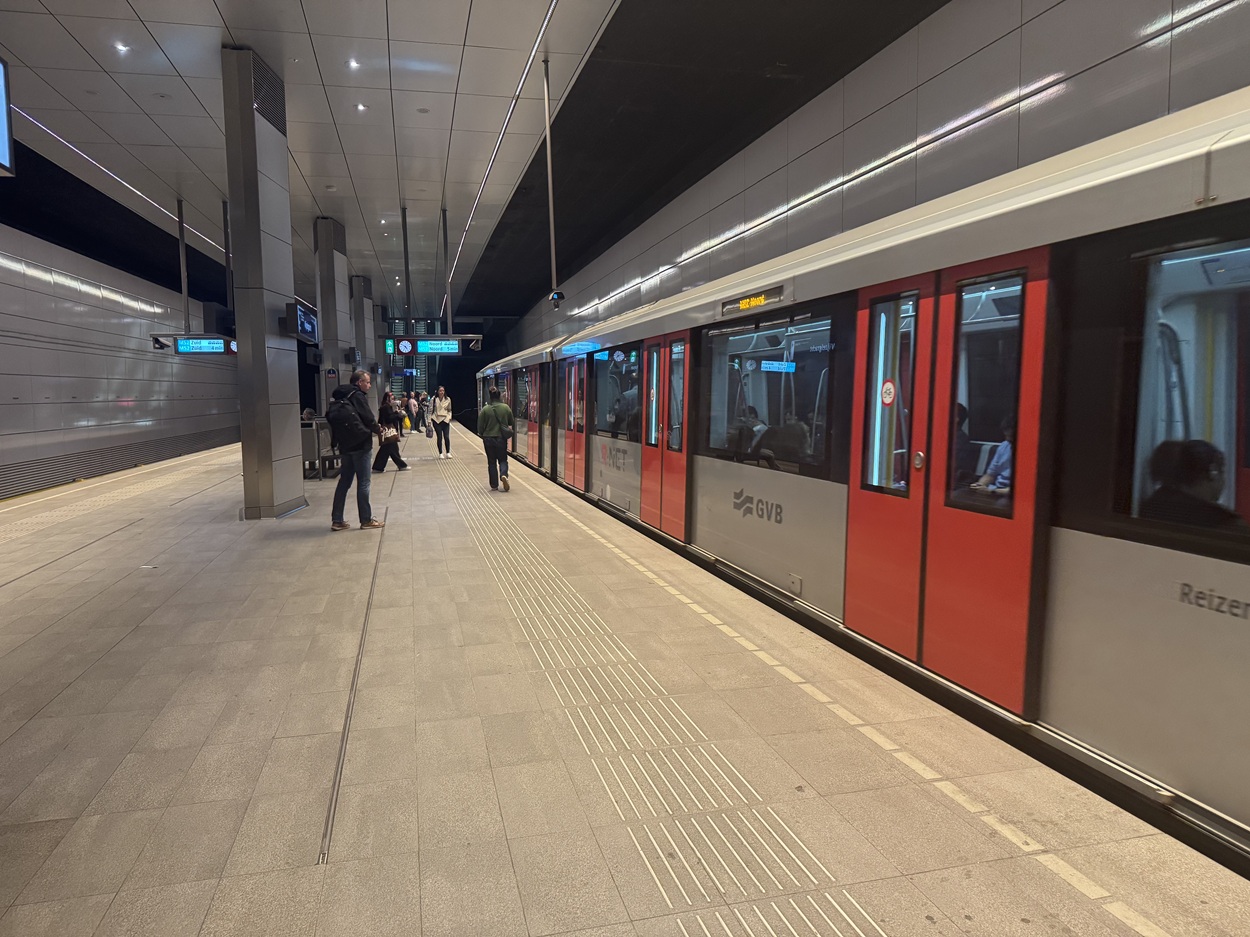 Все о метро в Амстердаме